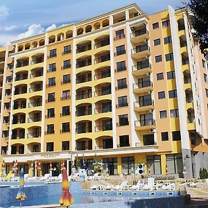 Hotel Paradise Park, Złote Piaski